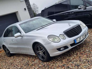 Mercedes E-Class foto 5