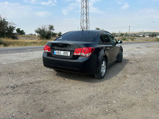 Chevrolet Cruze фото 3
