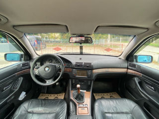 BMW 5 Series foto 7