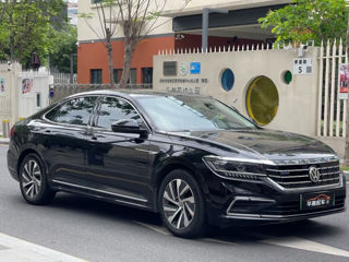 Volkswagen Passat foto 3