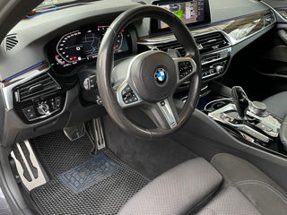 BMW 5 Series foto 7