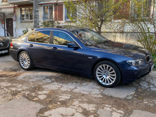 BMW 7 Series foto 2