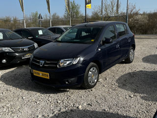 Dacia Sandero foto 2