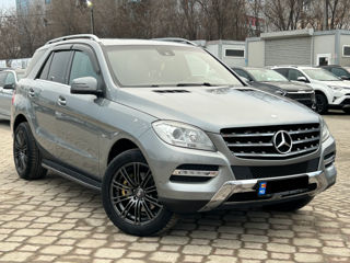 Mercedes M-Class foto 5