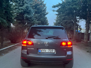 Volkswagen Touareg foto 4