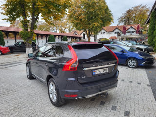 Volvo XC60 foto 4