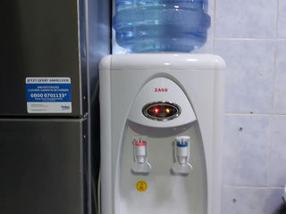 Cooler de apă cu frigider