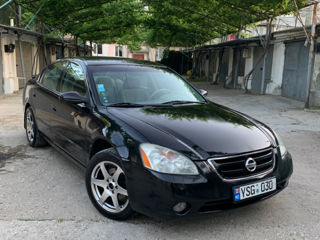 Nissan Altima foto 1