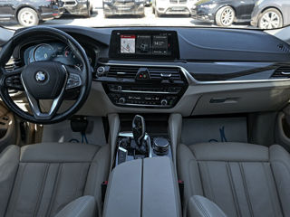 BMW 5 Series foto 6