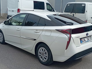 Toyota Prius foto 3