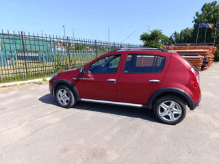 Dacia Sandero Stepway фото 0