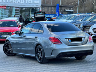 Mercedes C-Class foto 3