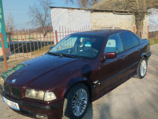 BMW 3 Series foto 1