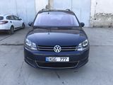 Volkswagen Sharan foto 1