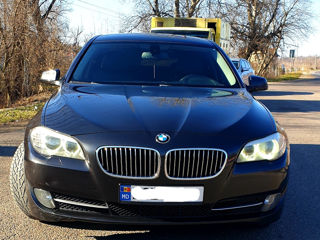 BMW 5 Series foto 10