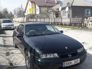 Opel Calibra foto 2