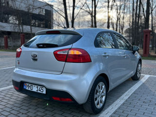 KIA Rio foto 4