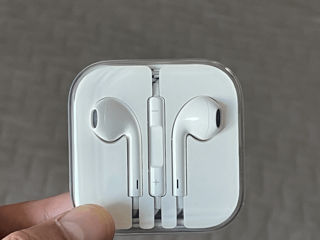 EarPods lighting новые оригинал 100%.