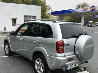 Toyota Rav 4 foto 7