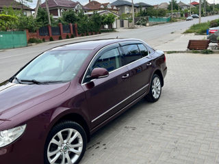 Skoda Superb фото 2