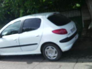 Peugeot 206 foto 2