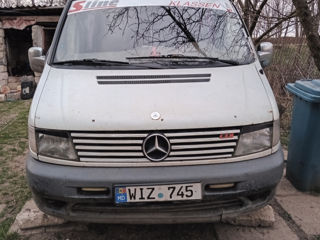 Mercedes Vito foto 1