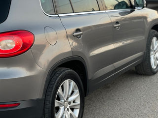 Volkswagen Tiguan foto 2