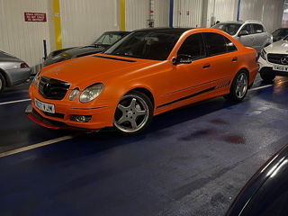 Mercedes E-Class foto 2