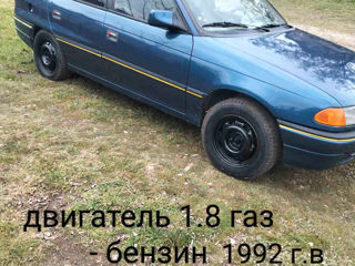 Opel Astra foto 2