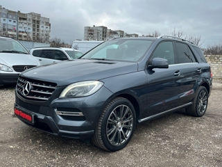 Mercedes M-Class foto 2