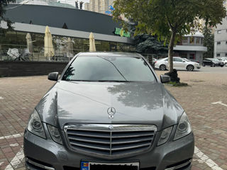 Mercedes E-Class foto 3