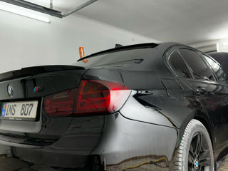 BMW 3 Series foto 3