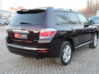 Toyota Highlander foto 5