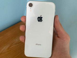 vand iphone XR blocat pe icloud foto 1