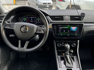 Skoda Superb foto 7