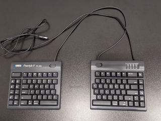 Продам эргономичную двойную клавиатуру Kinesis Freestyle 2 Ergonomic Keyboard