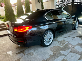 BMW 5 Series foto 4