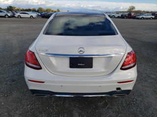 Mercedes E-Class foto 6