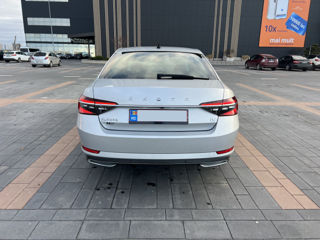 Skoda Superb foto 4