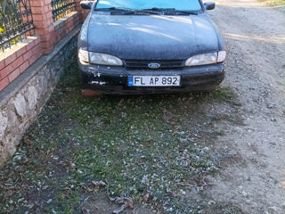 Ford Mondeo foto 2