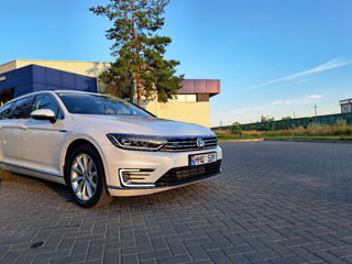 Volkswagen Passat foto 7