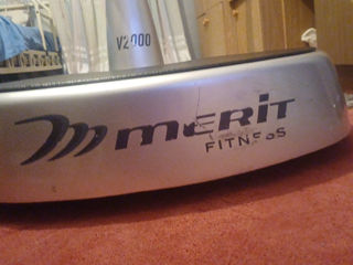 Platformă vibratoare Merit Fitness V2000 foto 6