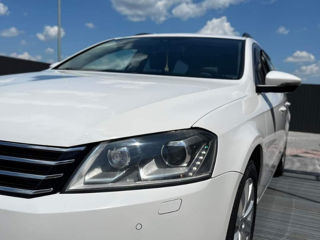 Volkswagen Passat foto 3