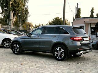 Mercedes GLC foto 7