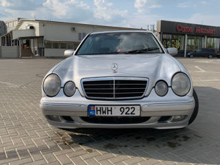 Mercedes E-Class foto 4