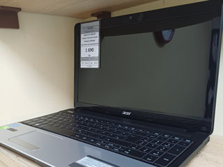 Laptop Acer Aspire E1-571G