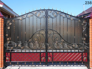 Перила, козырьки, ворота, заборы, решётки, металлические двери  и другие изделия из металла. foto 4