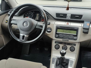 Volkswagen Passat foto 13