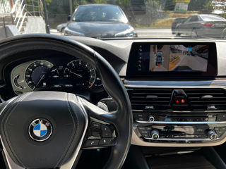 BMW 5 Series foto 7