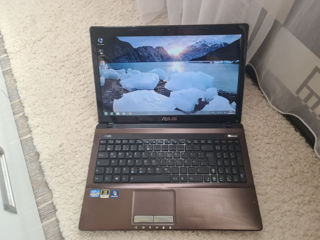 Asus X53(8Gb; 500Gb; Intel + NVIDIA). Doar 2000 lei